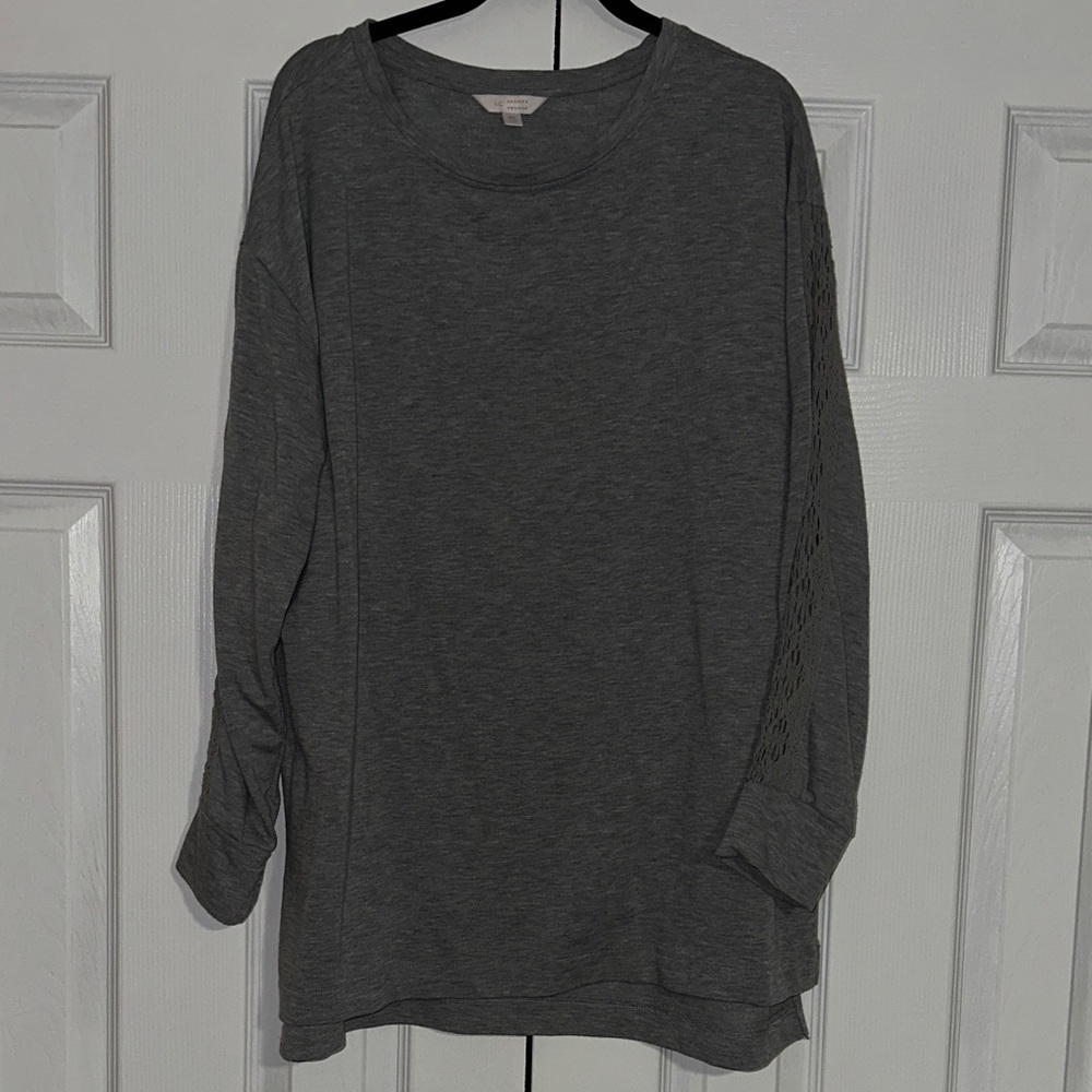 LC Lauren Conrad Heather Gray Top